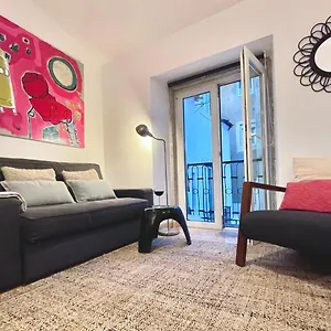 Apartment Casa Coracao Do Bairro, Lisbon